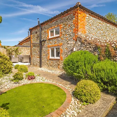 Newly Refurb Cottage, Mile From Blakeney, Village Pub And Restaurant Langham  Room photo