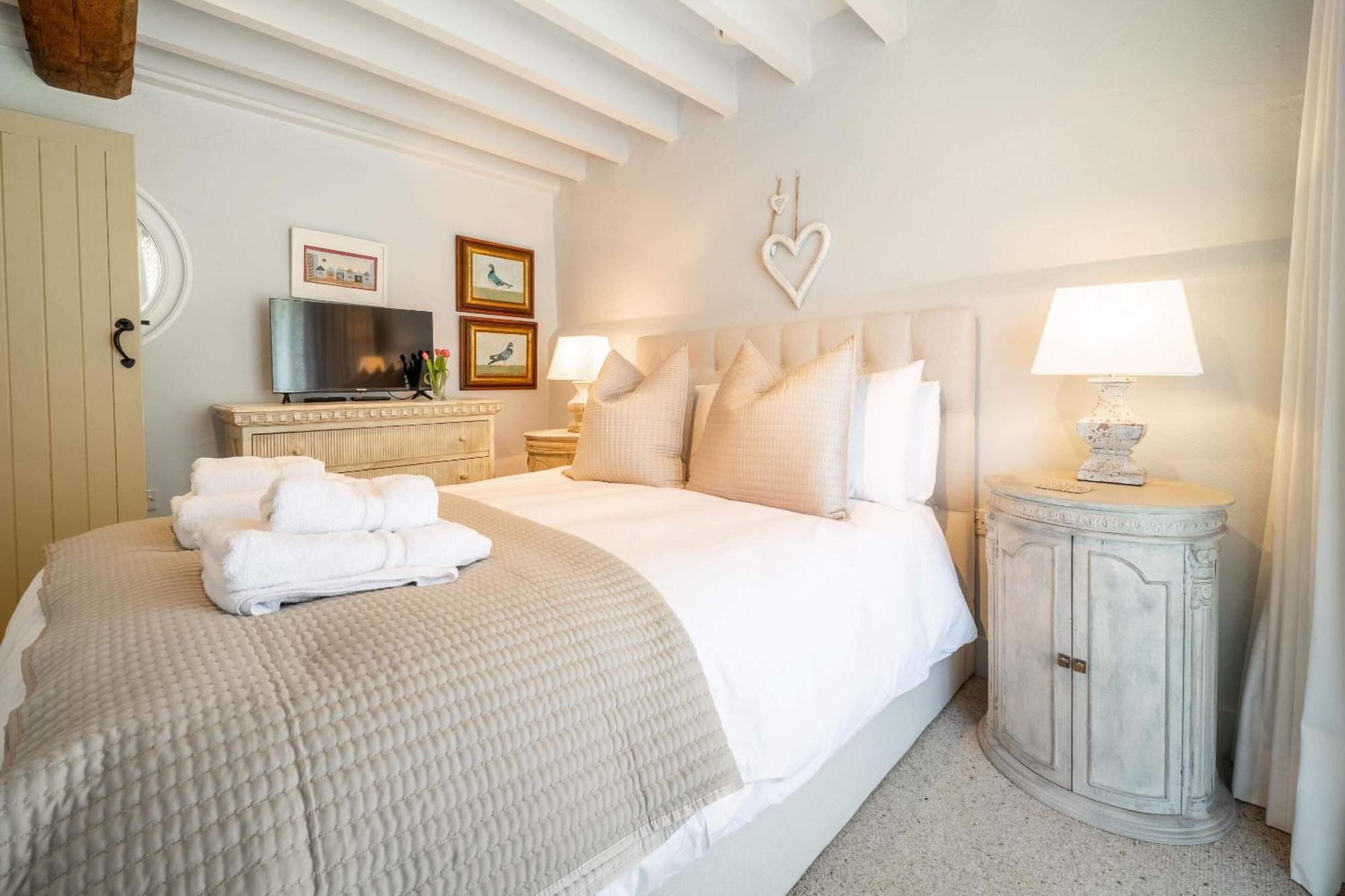 Newly Refurb Cottage, Mile From Blakeney, Village Pub And Restaurant Langham (Norfolk)